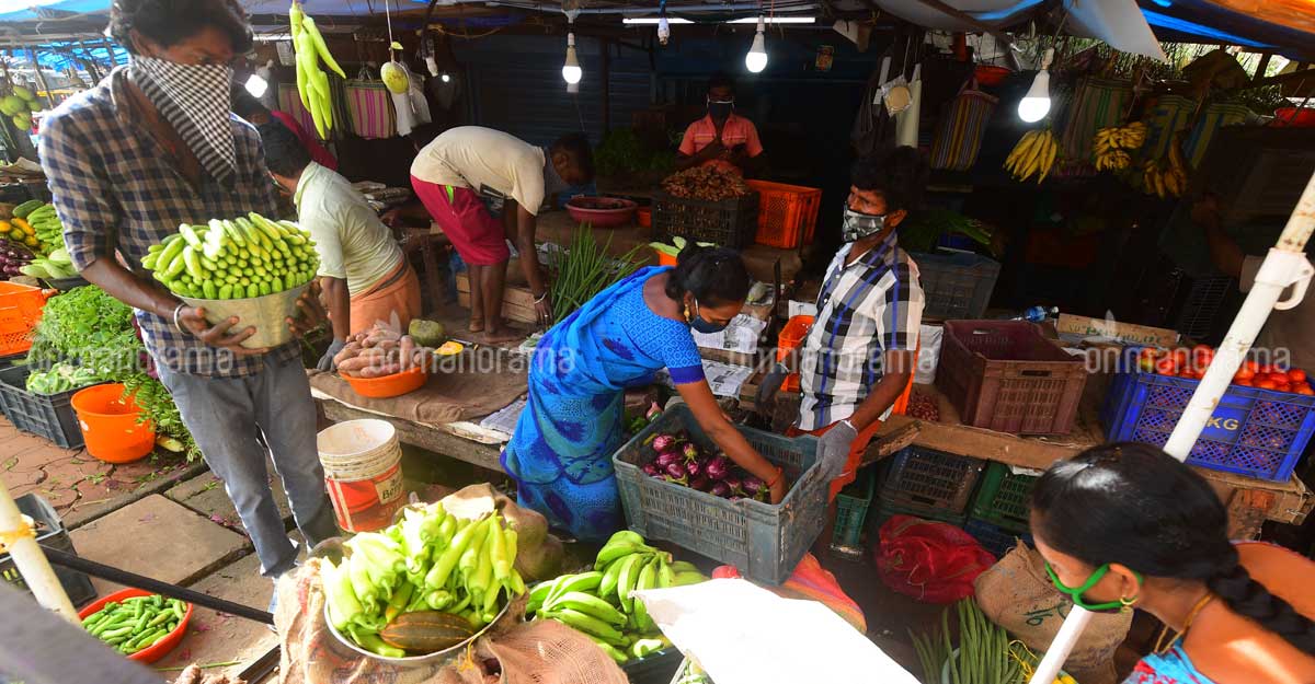 Onam concessions: Public transport till 10pm; shops till 9pm