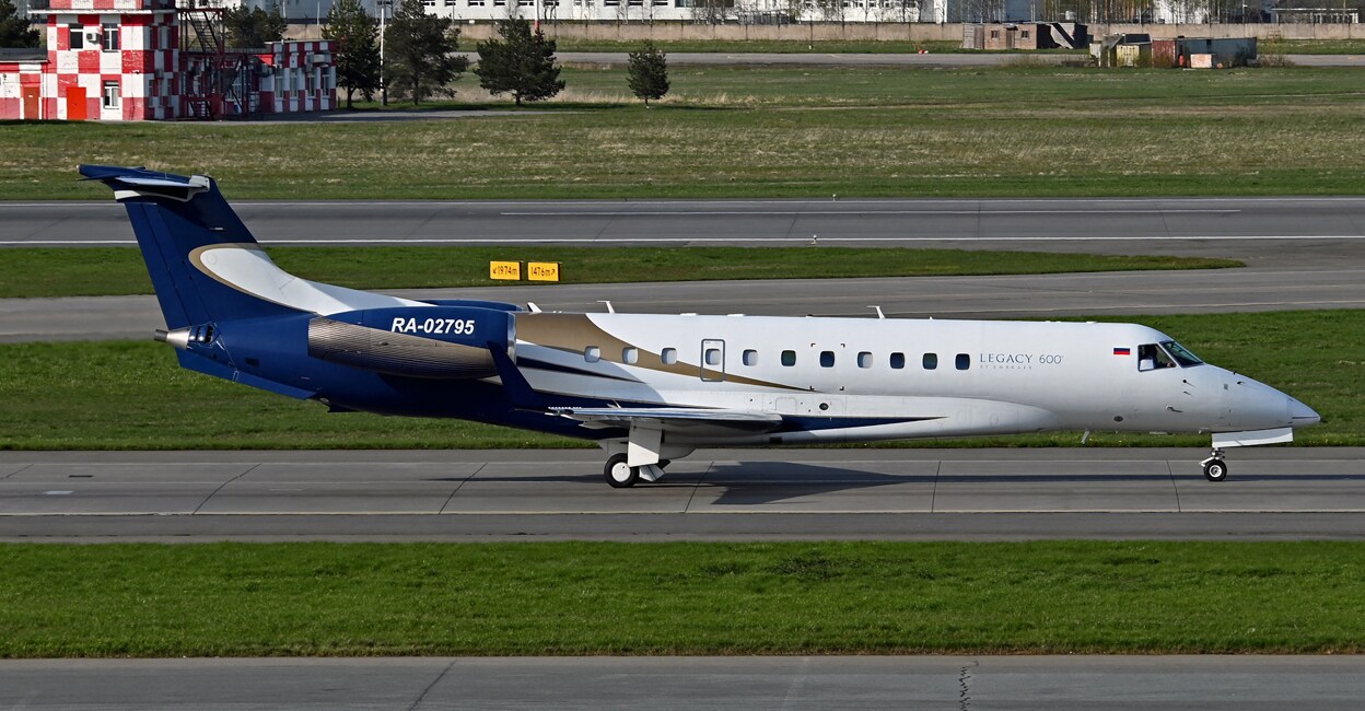 RUSSIA-CRASH A view shows the Embraer Legacy 600 (plane number RA-02795) private aircraft on the tarmac of the Pulkovo International Airport in Saint Petersburg, Russia, May 9, 2023. File photo: Reuters/Luba Ostrovskaya
