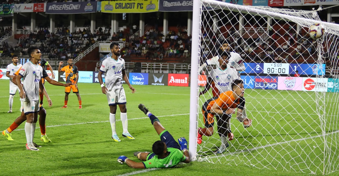 thrissur-magic-late-goal-vs-calicut Luca Eduardo Silva dives in to score a late equaliser for Thrissur Magic against Calicut FC in Super League Kerala at EMS Corporation Stadium in Kozhikode on Tuesday. Photo: Special arrangement