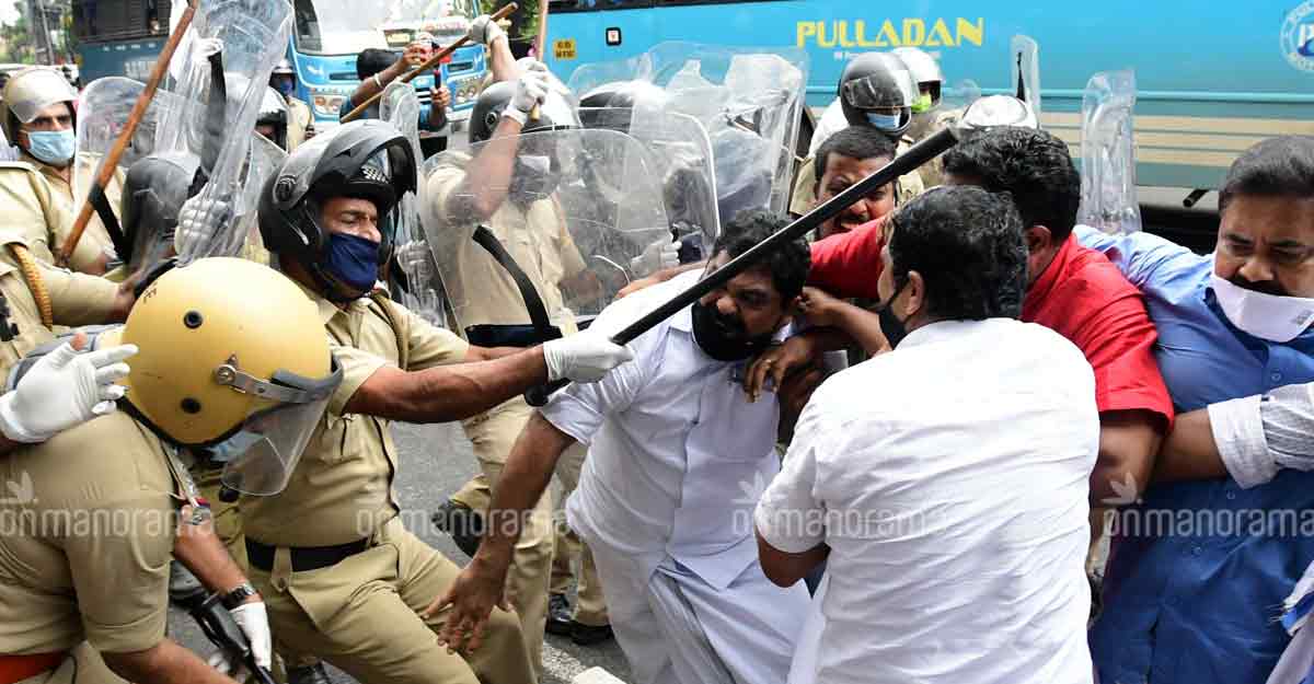 Protests rage in Kerala seeking minister Jaleel's resignation Protests rage in Kerala seeking minister Jaleel's resignation