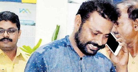 Drunken youth jumps onto track, forces Kochi Metro to halt services