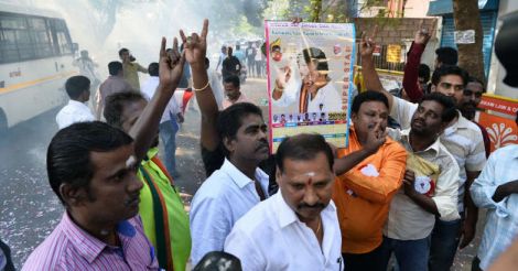 Rajini to form new party, contest from 234 seats in TN