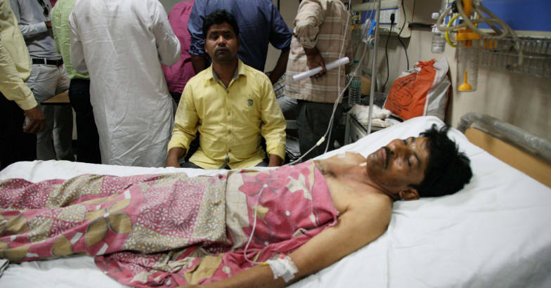 Saharanpur Riots Center sends 400 anti-riot policemen to Saharanpur in UP | India News ...
