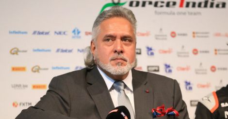 Fans shout 'chor chor' as Vijay Mallya enters Oval arena for India-SA clash | Video