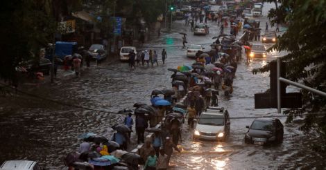 Death toll from Mumbai floods jumps to 14