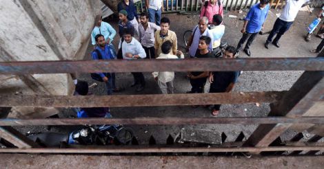What actually happened at Elphinstone Road station: witnesses tell story of stampede 