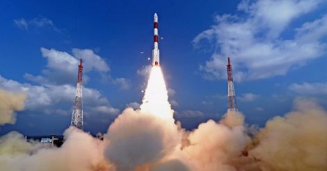 Watch the selfie video of 104 satellites detaching from PSLV-C37