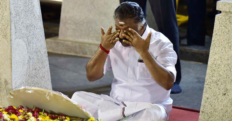 Dramatic Tuesday for TN politics: how OPS revolt unfolded | o panneerselvam  revolts | aiadmk split | panneerselvam against sasikala natarajan | tamil  nadu politics | India News | National News