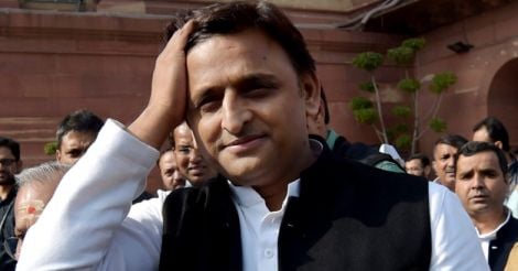 Akhilesh camp declares UP CM as new SP chief, Mulayam named party 'mentor'