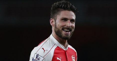 Giroud nets wonder goal as Arsenal, Spurs climb