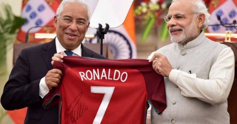 Portuguese PM gifts jersey signed by Cristiano Ronaldo to Modi