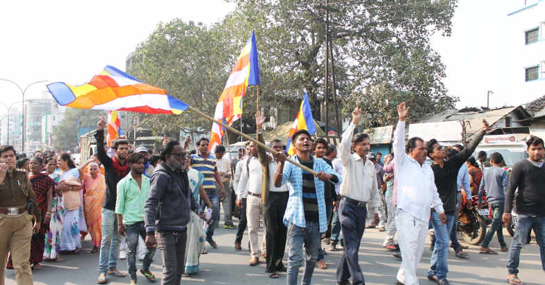 Pune Violence: Dalit Protests Rock Maharashtra, Bandh Today ...