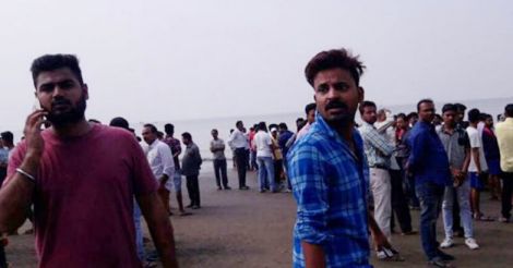 4 dead, 25 rescued as boat carrying 40 students capsize off Maharashtra coast