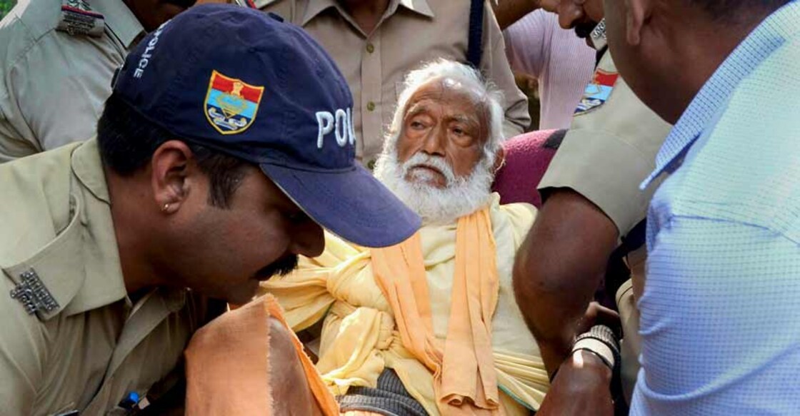 'Ganga activist' GD Agarwal, on indefinite fast, dies in Rishikesh 'Ganga activist' GD Agarwal, on indefinite fast, dies in Rishikesh