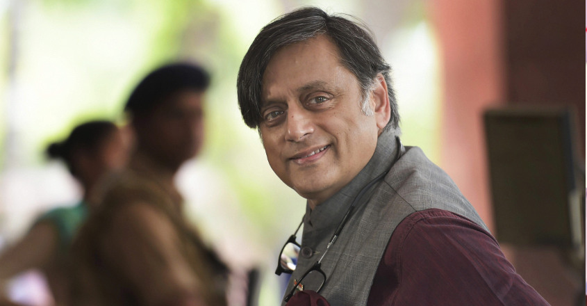 Shashi Tharoor on X: With kids from CottonHill Girls'HighSchool