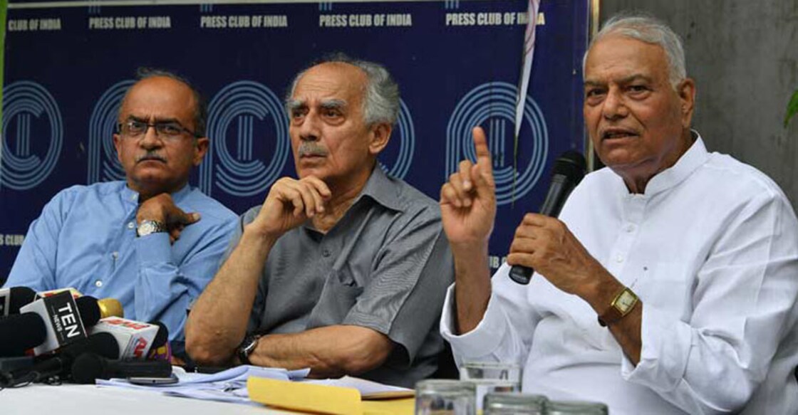 Sinha, Shourie, Bhushan move SC seeking FIR into Rafale deal
