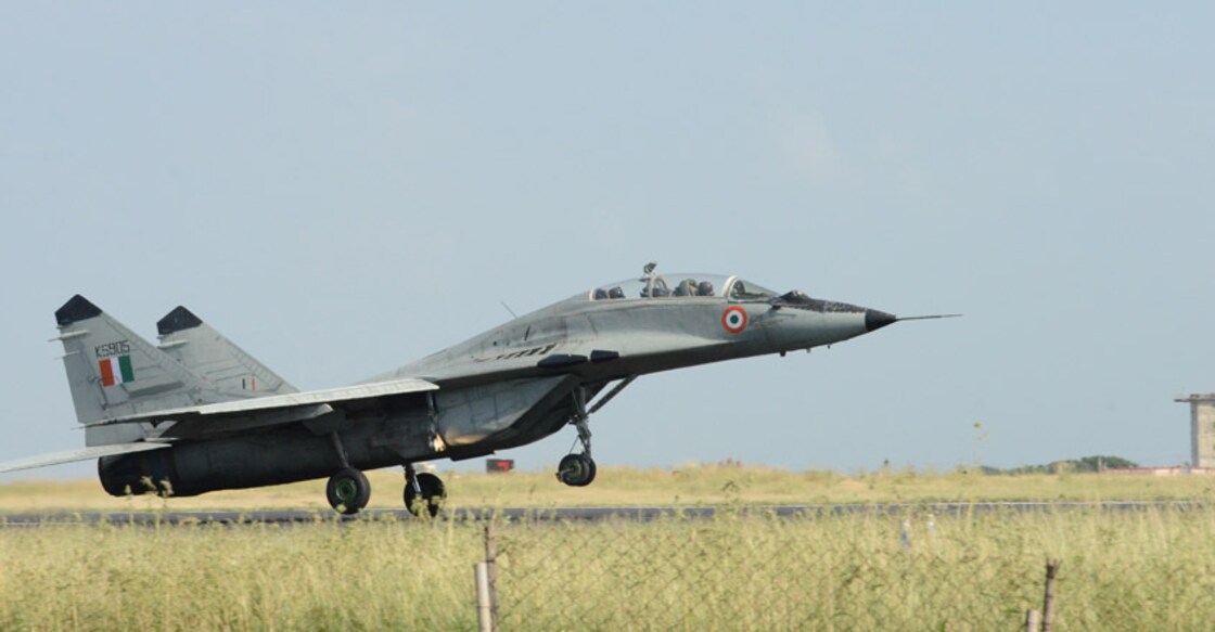 INDIA-POLITICS-DEFENCE