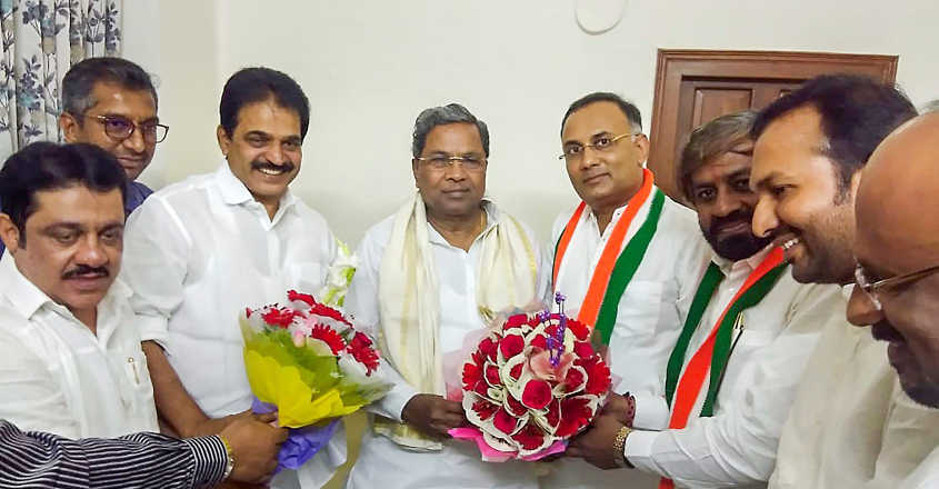 Congress-JD(S) wins K'taka bypolls Congress-JD(S) wins K'taka bypolls