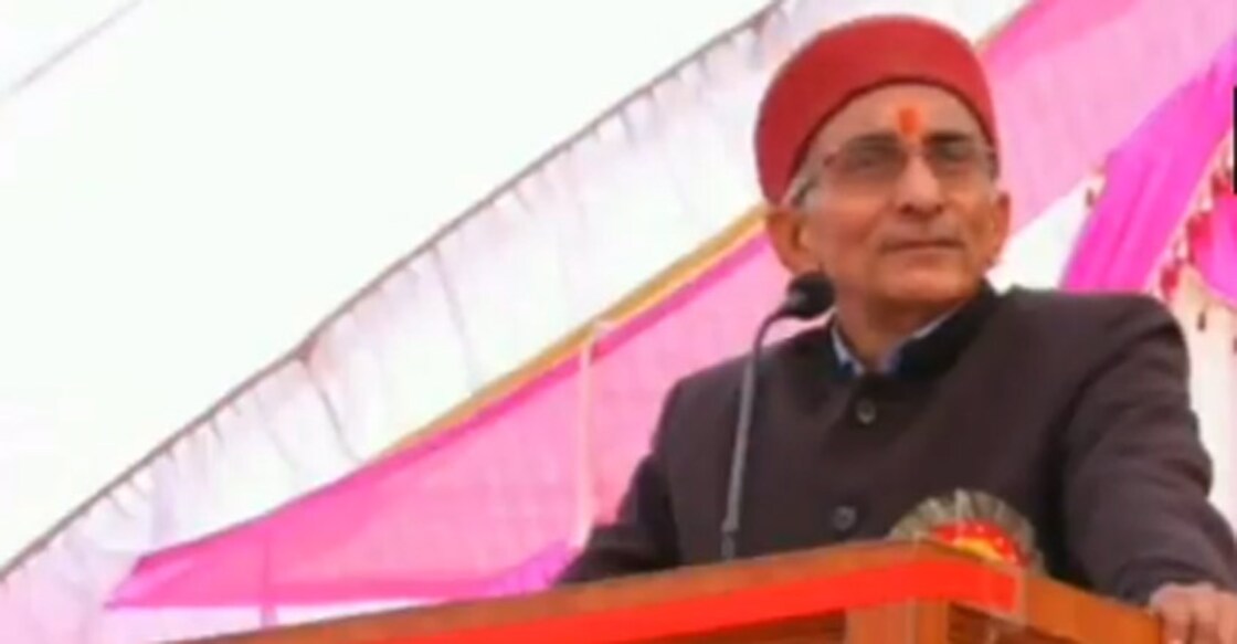 Purvanchal University VC urges students to kill instead of complaining | Video