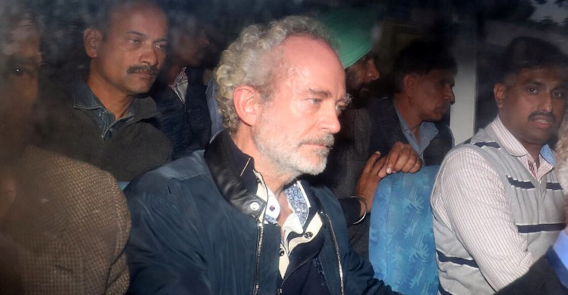 ED brings in 'Mrs Gandhi' and 'son of Italian lady' in AgustaWestland case