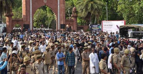 Violence at Aligarh Muslim University over Jinnah portrait