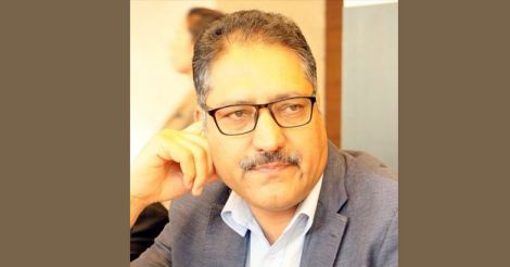 Journalist Shujaat Bukhari attacked by gunmen in Srinagar