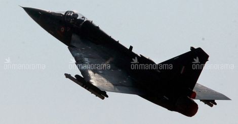 IAF, HAL end impasse over Tejas trainers 