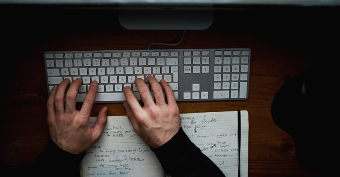 Typing skills help JNU staffer notch up 4 Guinness records