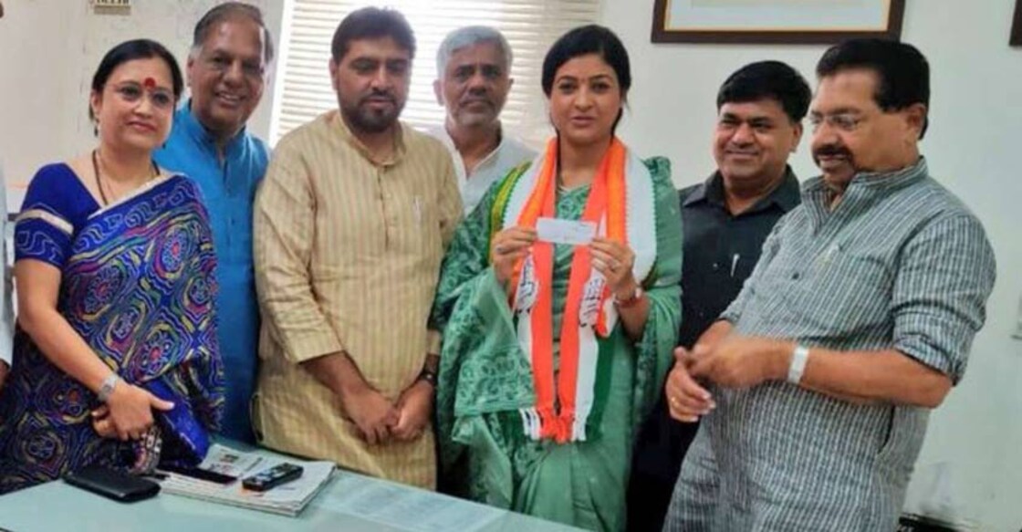 Ex-AAP MLA Alka Lamba joins Congress Ex-AAP MLA Alka Lamba joins Congress