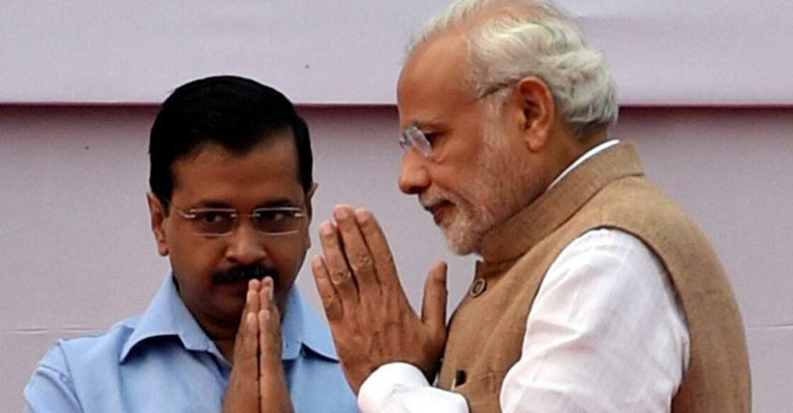 Arvind Kejriwal with Narendra Modi Arvind Kejriwal with Narendra Modi