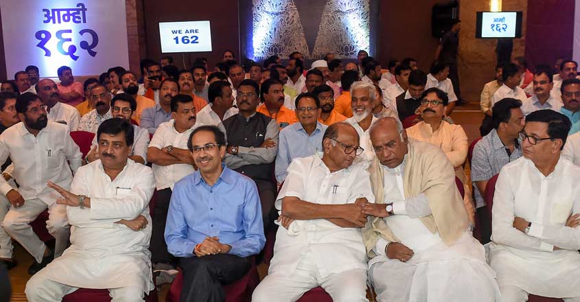 After Maharashtra, Shiv Sena eyes entry into UDF, Congress squirms After Maharashtra, Shiv Sena eyes entry into UDF, Congress squirms