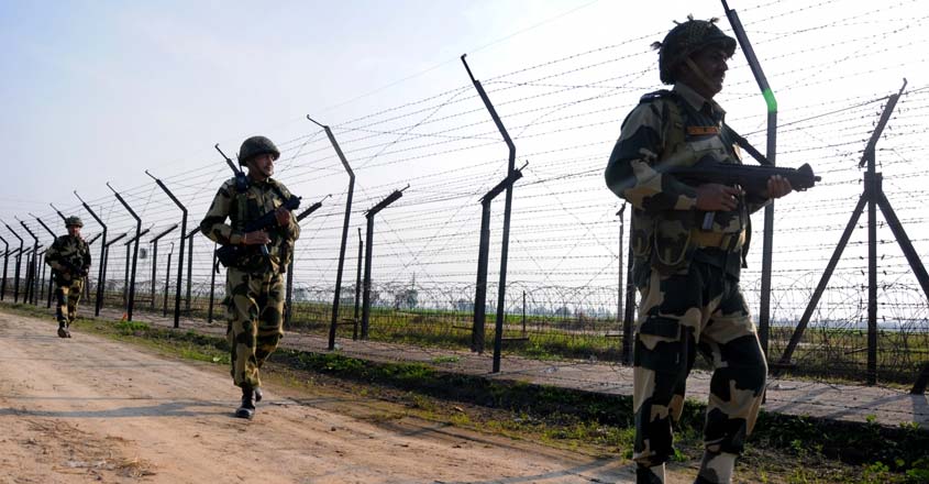 Two soldiers held for sharing crucial border details with Pak woman ...