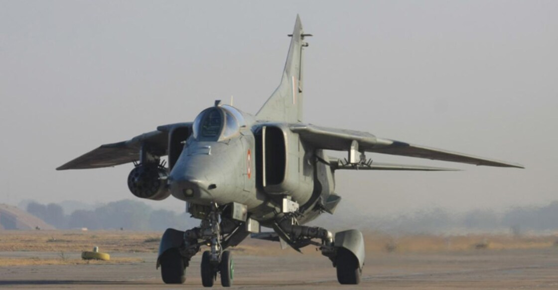 KERALA DISTRICTS ENTERTAINMENT VIDEOS INFOGRAPHICS SPORTS LIFESTYLE TRAVEL FOOD HOME   NEWS   NATION MiG 27 roars through the skies for the last time