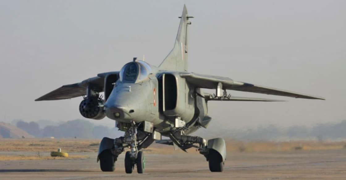 MiG 27 roars through the skies for the last time MiG 27 roars through the skies for the last time