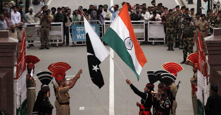 Pakistanis feel inflation, not Kashmir, is biggest problem for them: Survey Pakistanis feel inflation, not Kashmir, is biggest problem for them: Survey
