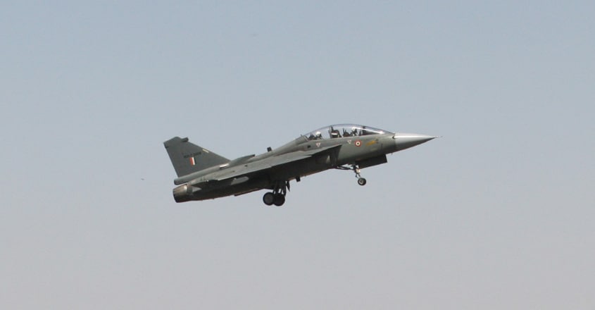Sindhu pulls 5g during 31-min flight on Tejas Sindhu pulls 5g during 31-min flight on Tejas