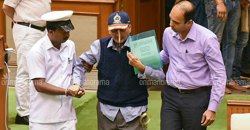 A paradox called Manohar Parrikar, India's first IITian CM A paradox called Manohar Parrikar, India's first IITian CM