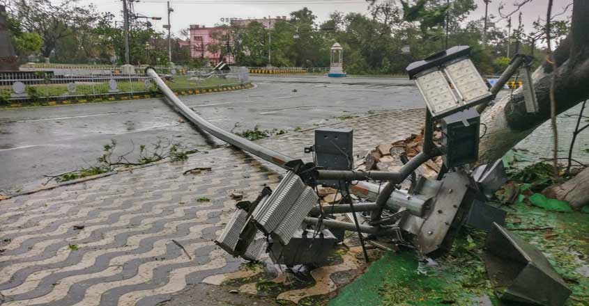 'Nation with you,' Rs 1,000cr released: PM Modi to cyclone-hit Odisha