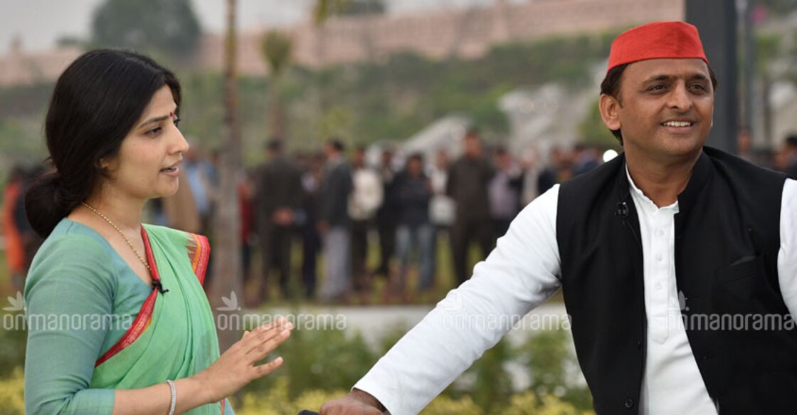 Akhilesh Yadav, Dimple Yadav