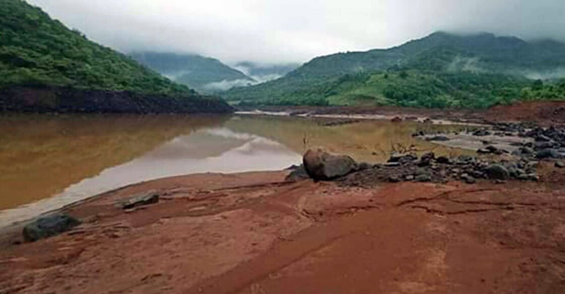 Dam in Ratnagiri breaks in heavy rain; 6 dead, 19 missing