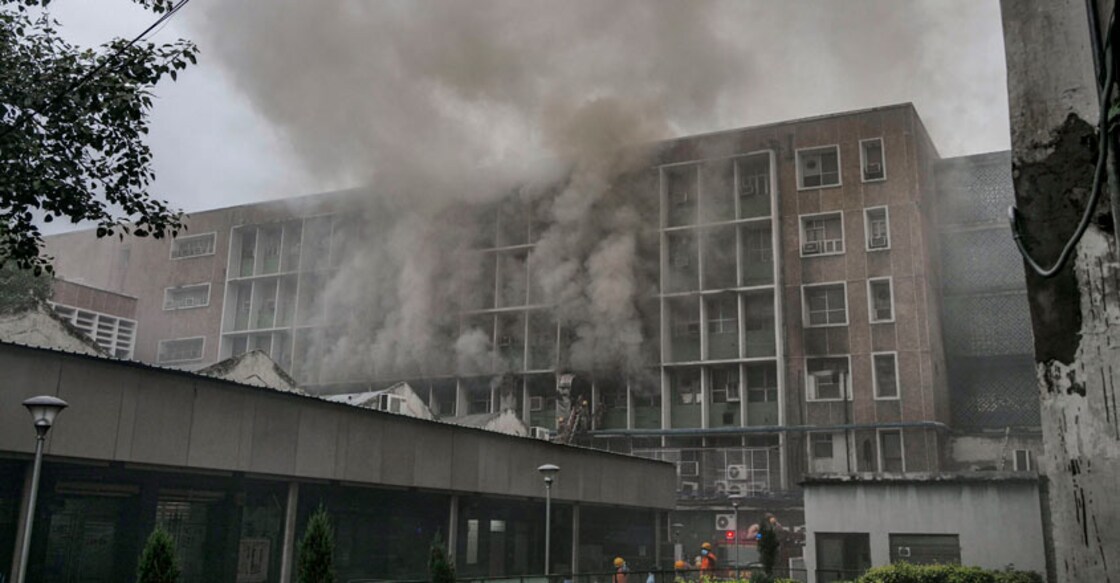 Fire at AIIMS brought under control; virology unit gutted, samples destroyed