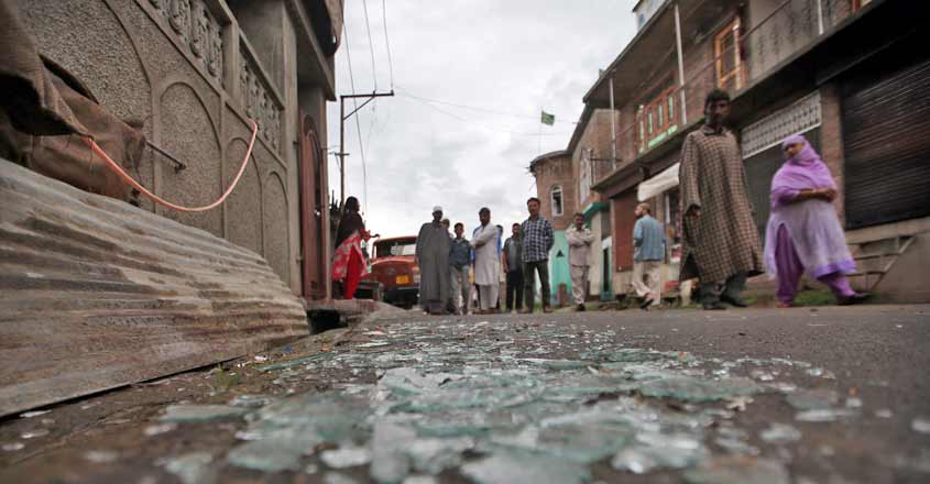 Oppn, press got taste of 'draconian administration', 'brute force' in J&K: Rahul