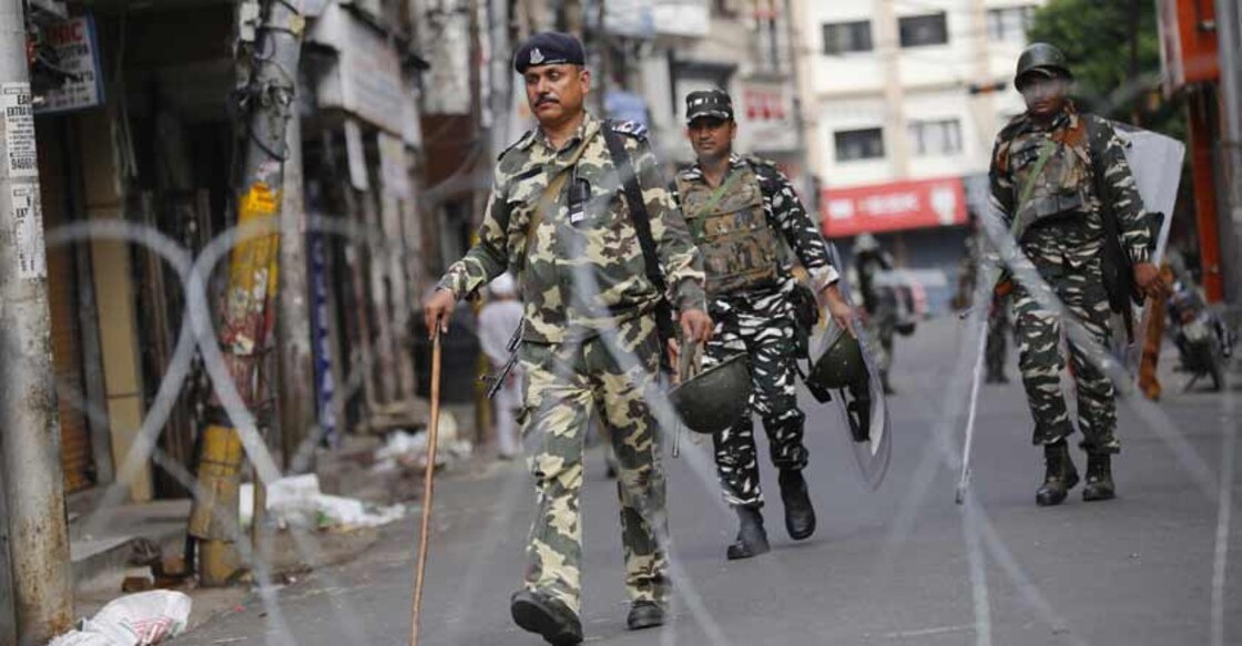 Fresh restrictions imposed in Kashmir Valley, top ports on high alert
