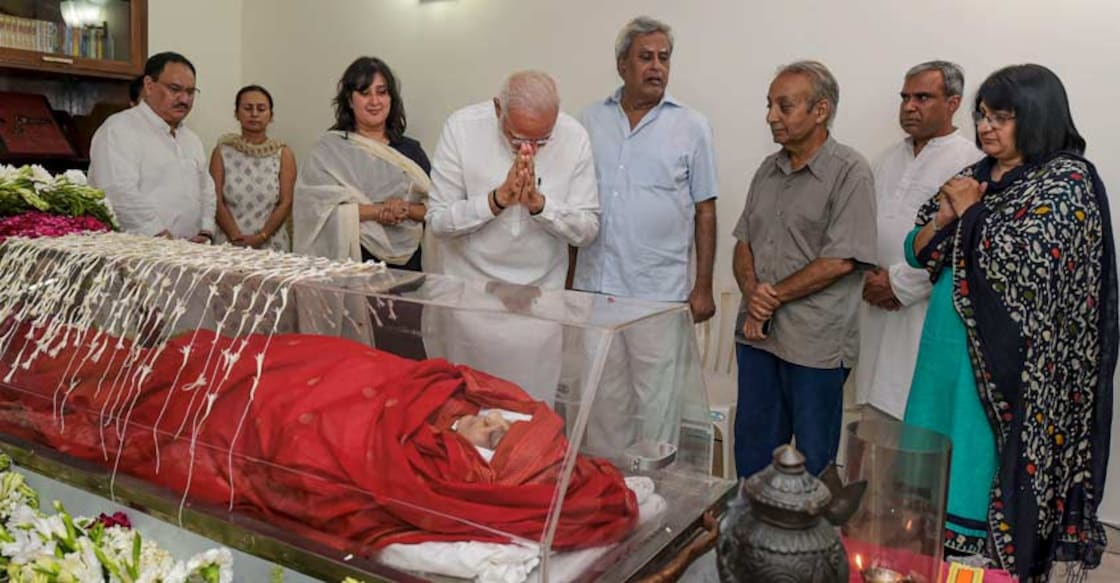 Thousands pay homage to Sushma Swaraj on her final journey