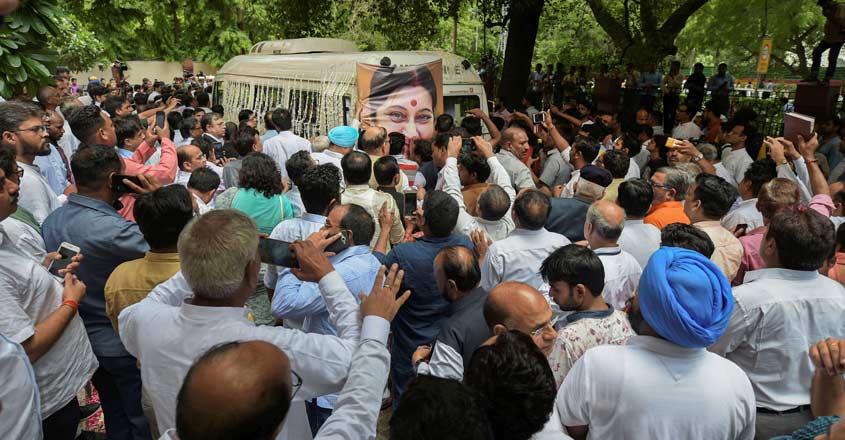 Thousands pay homage to Sushma Swaraj on her final journey Thousands pay homage to Sushma Swaraj on her final journey
