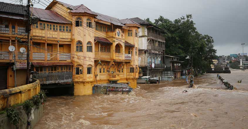 Monsoon Fury: Rains lash northern states, 25 dead in HP, Punjab; flood alert in Delhi Monsoon Fury: Rains lash northern states, 25 dead in HP, Punjab; flood alert in Delhi