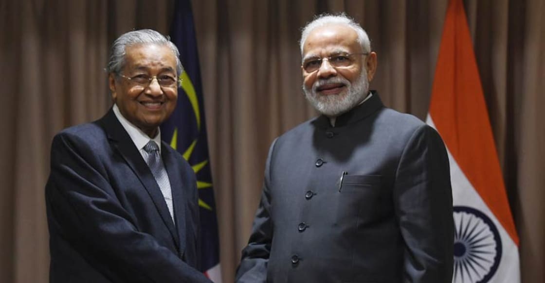 PM Modi meets Malaysian PM in Russia, takes up Zakir Naik issue