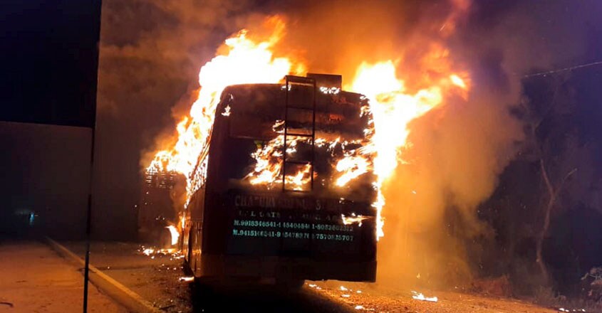 20 charred to death as bus bursts into flames after accident in UP's Kannauj 20 charred to death as bus bursts into flames after accident in UP's Kannauj