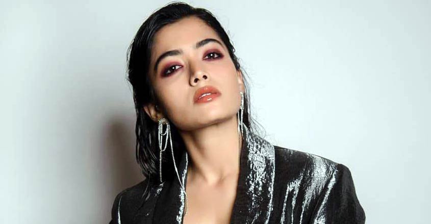 Income Tax raid at actress Rashmika Mandanna's residence Income Tax raid at actress Rashmika Mandanna's residence