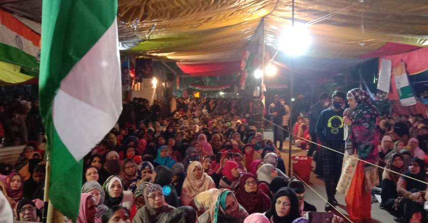 Two days after Jamia firing, shots fired at Shaheen Bagh